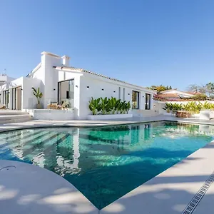  Villa Peman Luxurious Beachside España